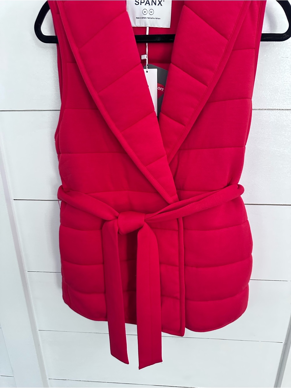 New Spanx M Red air essentials puffer belted snap closure classic vest gorpcore - Picture 5 of 15